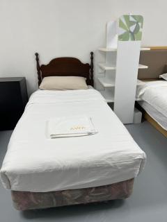 2 Double Beds, 1 Single Bed, 2 Double Sofa Beds in 1 Room, Serviced Suite 6 - Auckland - 5