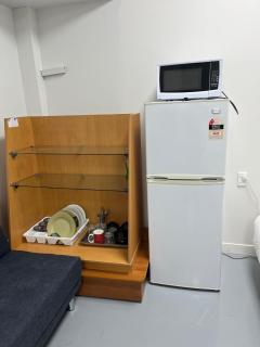 2 Double Beds, 1 Single Bed, 2 Double Sofa Beds in 1 Room, Serviced Suite 6 - Auckland - 2