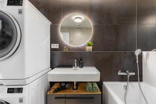BNB Eurovea Tower Retreat - - 2