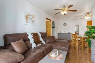 Cozy central flat in Torrevieja 20min to Beach - 0