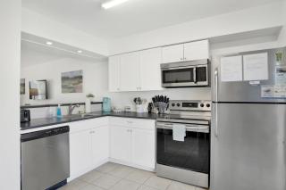 Private Beach-Private Pool-Easy walk to the Beach - Gulf Highlands - 2