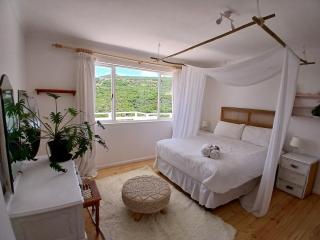 Sea Rose Cottage with Hot Tub - Dido Valley - 9