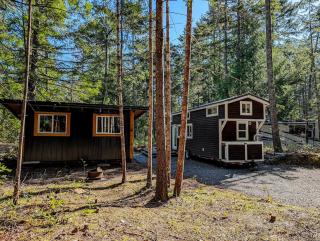 Tiny Home - Cozy Farm Stay - Wood-Fired Sauna - Qualicum Beach - 6