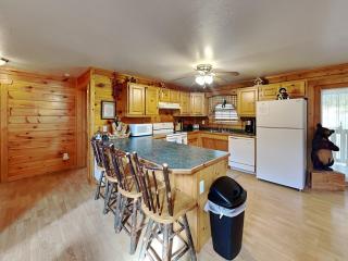 Zen Bears Den - Pigeon Forge - 3