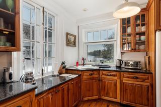Historic 1853 Kingsgate Lakehouse - Delta - 7