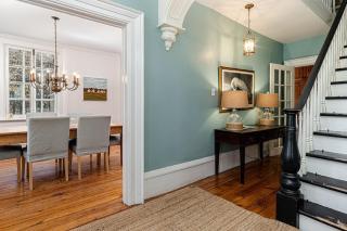 Historic 1853 Kingsgate Lakehouse - Delta - 6