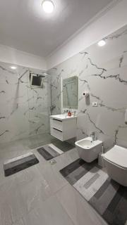 IZZY Apartments - Tirana - 8