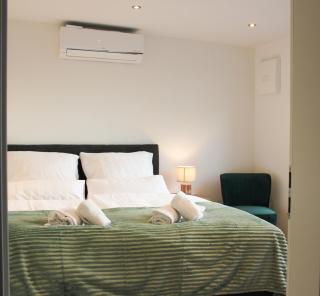 BeSSa Homes Deluxe Apartment 6 Personen Klima Garten King Size Betten - Freilassing - 8