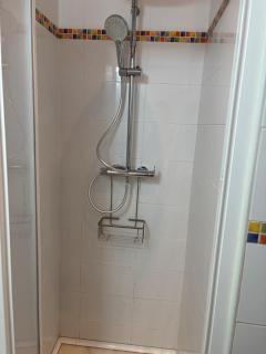 Bonito y muy fresco apartamento con patio privado - 3