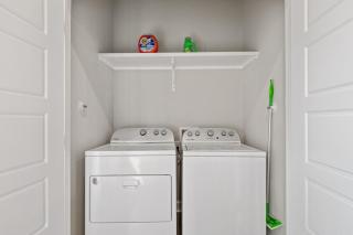 NEW Youngsville Escape KING Beds Cajun Luxury WiFi - Youngsville - 4
