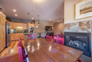 Deluxe Truckee Townhome 3BDR Dog Friendly Great Location - 7