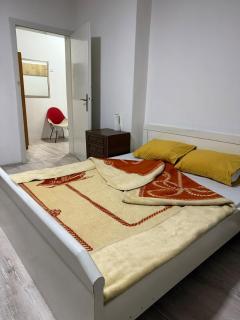 Lari's Central Oasis - Skopje - 2
