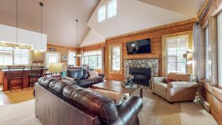 Huckleberry's Hideaway - Hot tub - WiFi - Fireplace - Parking - Clubhouse - McCall - 7
