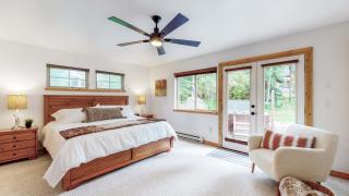 Huckleberry's Hideaway - Hot tub - WiFi - Fireplace - Parking - Clubhouse - McCall - 6