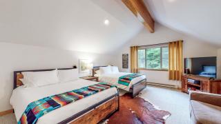 Huckleberry's Hideaway - Hot tub - WiFi - Fireplace - Parking - Clubhouse - McCall - 5