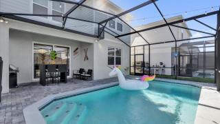 Family Home w Cinema, Pool & BBQ Clermont - 0