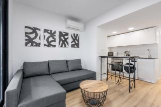 apartamentos con piscina de invierno y garaje ALQUILER TEMPORAL - San Sebastián de los Reyes - 2