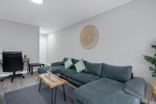 Vibrant Austin Getaway Balcony, King Bed & Minutes to Downtown! - 0