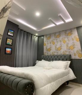 2 Bedroom Serviced Apartment Phase 7 Near Food Street By Prestige Management - Rawalpindi - 2
