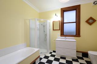 Glenduan Beach Villa, 3 bed, Nelson - 9