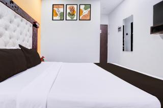 Super Collection O Asalpha near International Airport - Mumbai - 3