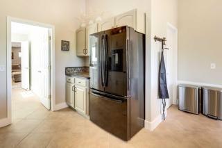 Deck and Indoor Pickleball Court West Sedona Home! - Sedona - 1