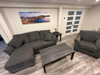 Spacious Basement Suite - St. John's - 3