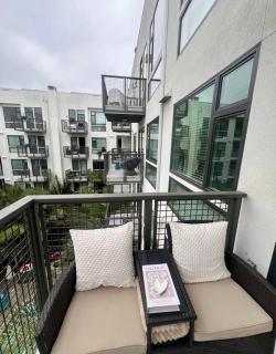 Stylish Downtown Studio Views & Top Amenities - San Diego - 7