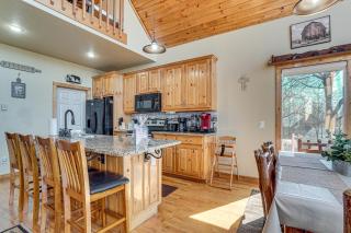 Pool, Hot Tub and Mountain Views Cleveland Cabin - 3