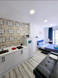 Apartamentos Metro manises Aereopuerto - Manises - 3