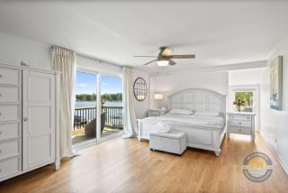 Cross Lake Retreat with Hot Tub & Stunning Views - 5