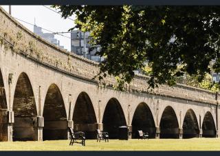 Spacious Glebe Luxe House 2BR, 2BA, Free Lockable Parking and Entertainer's Kitchen - Sydney - 1