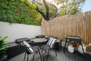 Spacious Glebe Luxe House 2BR, 2BA, Free Lockable Parking and Entertainer's Kitchen - Sydney - 7