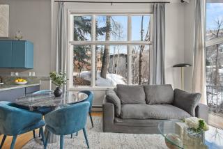 Sunlit Aspen 2 Bed 2 Bath Riverfront Condo - 1