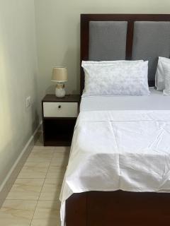 Blue wave loft private room - Dar es Salaam - 3