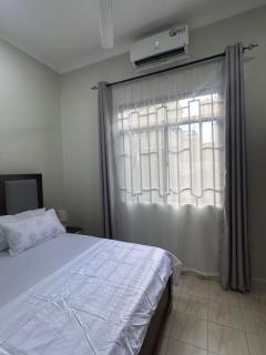 Blue wave loft private room - Dar es Salaam - 1