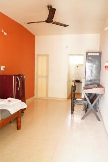 Manasthala- Srinivas House Room1 - Mysore - 4
