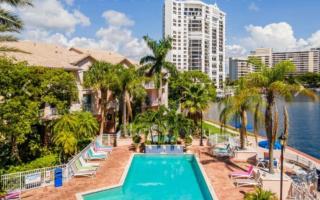New 3bedroom 2 Bath condo with water view, walking to the beach - Hallandale Beach - 7