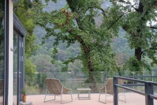 He She Courtyard Free pick-up train station stay 3 nights - 1