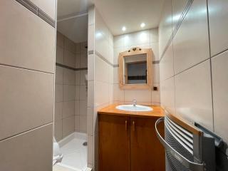 Appartement Savoyard 3P avec Terrasse à 500m du Centre - FR-1-505-211 - 4