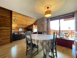 Appartement Savoyard 3P avec Terrasse à 500m du Centre - FR-1-505-211 - 1