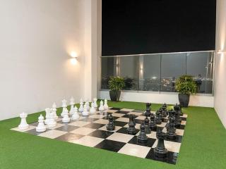 Starry x 4 pax Studio Room FREE Netflix and wifi - 1