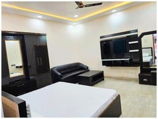 VARANASI HOTEL G U T A M G A R D E N near temple - Varanasi - 3