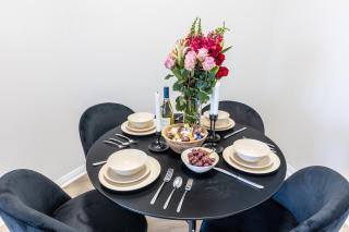 Cozy 2BD Retreat in MarinaDelRey!Free Parking&Pool - 2