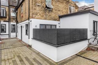 Stylish 1BR 1BA Private Patio - 0