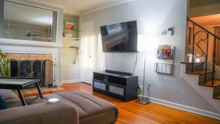 2BR near Airport Franklin Park and Downtown - Columbus - 0