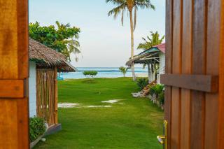 Katiet Beach Resort Mentawai, Lance's Right HTS - Katiet - 0