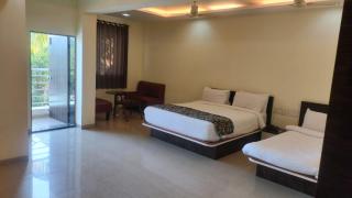 Hotel Lonavala Inn - Near Ekvira Devi Temple - Kārli - 2