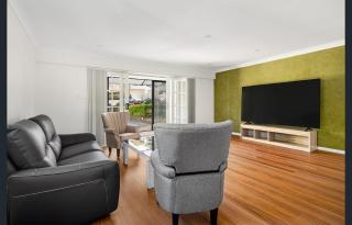 Hannah's Spacious Two Bedroom Three Sisters Hideaway - Katoomba - 0