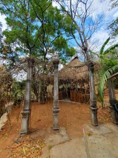 Prasanna Hotel and Rest - Habarana - 4